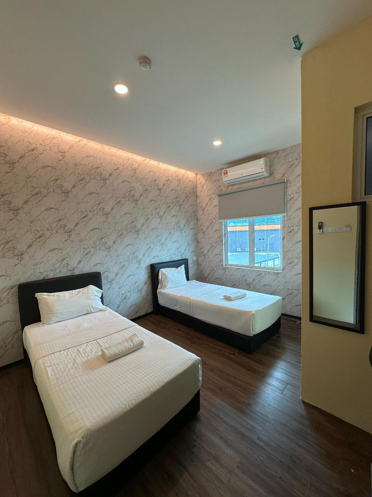 Serian Transit Inn ภายนอก รูปภาพ